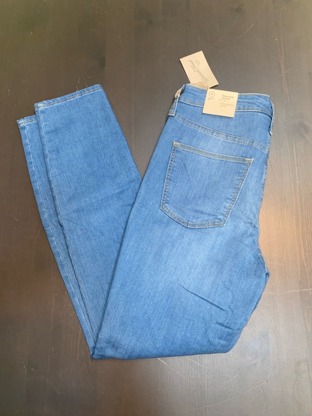 Universal Thread High Rise Skinny Jeans size 8 - Picture 5 of 10